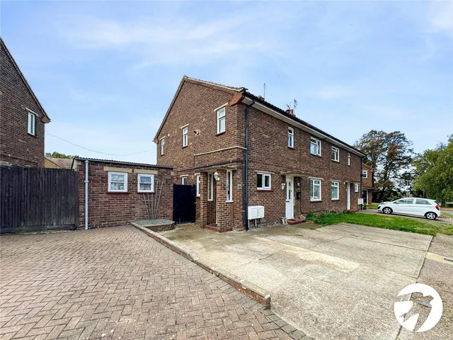 Commonwealth Close, Sittingbourne, ME10, photo 1