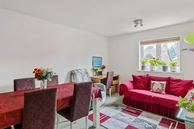 Gordon Road, Haywards Heath, RH16, photo 2