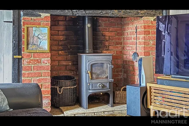 Clacton Road, Horsley Cross, CO11, photo 3