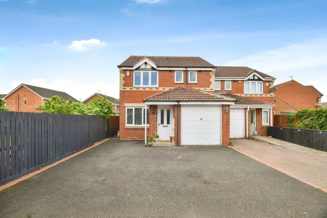 Owls Grove, Ingleby Barwick, Stockton-On-Tees, photo 1