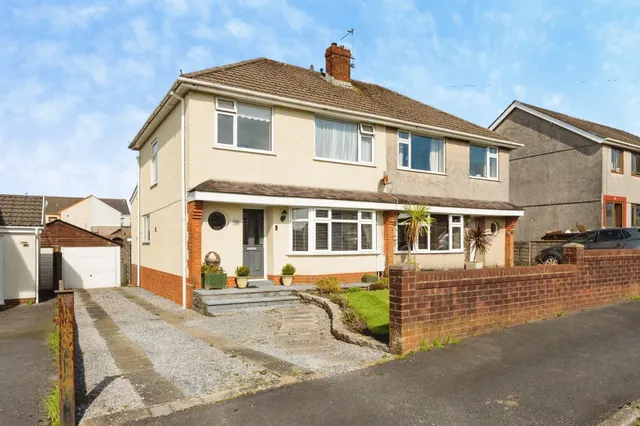 Heol Pen Y Scallen Swansea, SA4, photo 1
