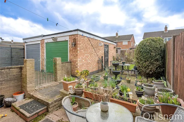 Photo 2 — Carol Avenue, Bromsgrove, Worcestershire, B61 8RN