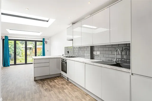 Albert Road, Twickenham, TW1, photo 2