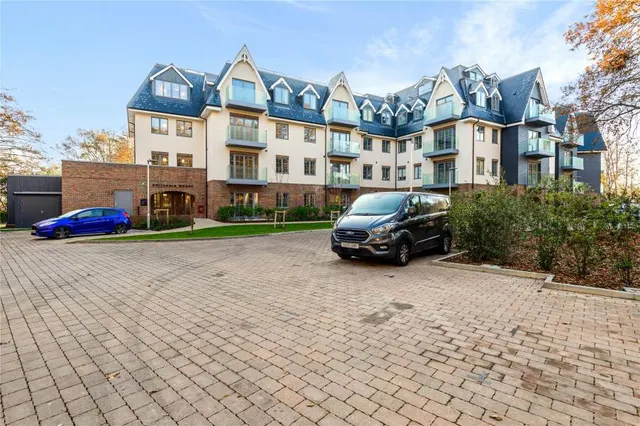 Britannia Wharf, Woking, GU21, photo 2