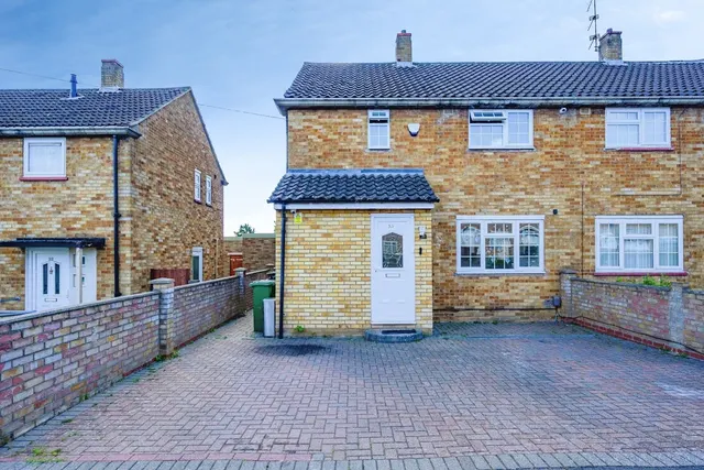 Wodecroft Road, Luton, Bedfordshire, LU3, photo 1