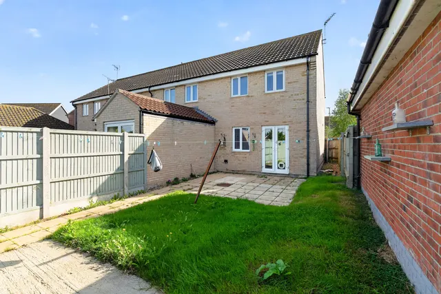 Aspen Road, Caister-on-Sea, Great Yarmouth, Norfolk, NR30, photo 1