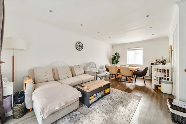 Laburnum Way, Bromley, BR2, photo 2