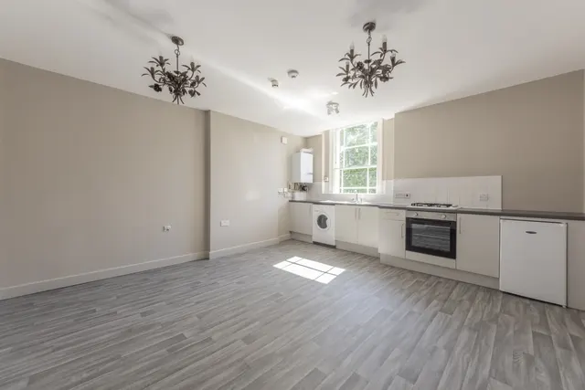 Photo 2 — Pembridge Villas London W11