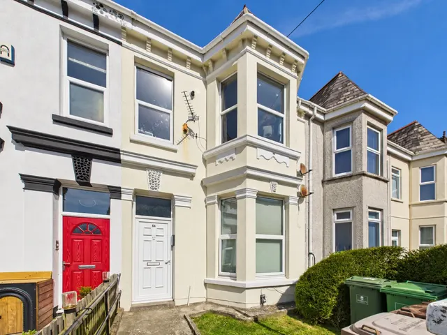 Gifford Terrace Road, Plymouth, photo 1