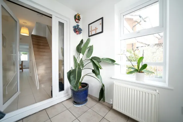 Photo 2 — Sear Hills Close, Balsall Common
