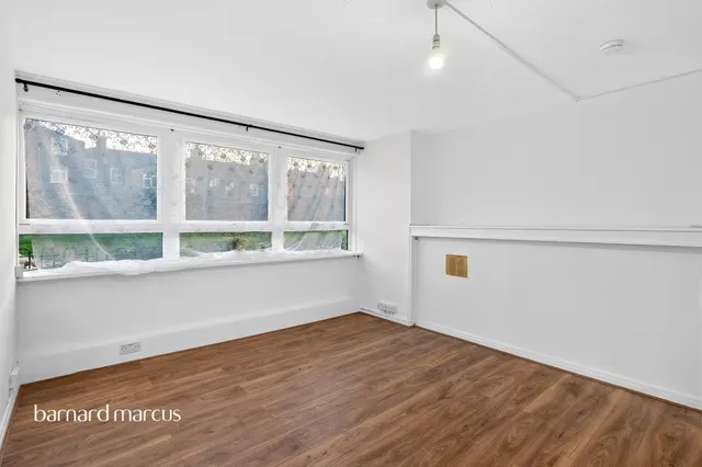 Brayards Road Estate, London, SE15, photo 1