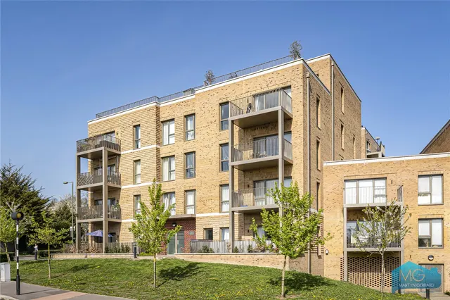 Bittacy Hill, Mill Hill, NW7, photo 1