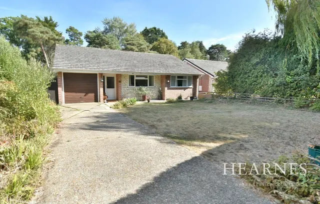 Apple Tree Grove, BH22, photo 1