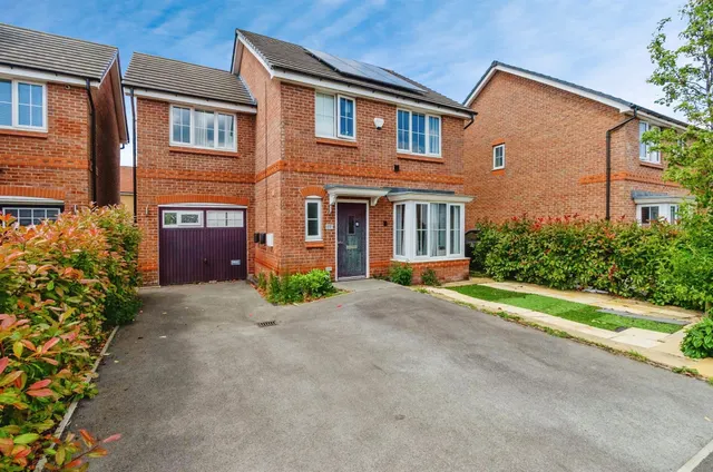 Bagwall Crescent, Wednesbury, photo 1