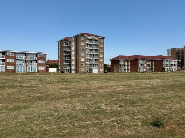 Sutton Place, Bexhill on Sea, photo 1