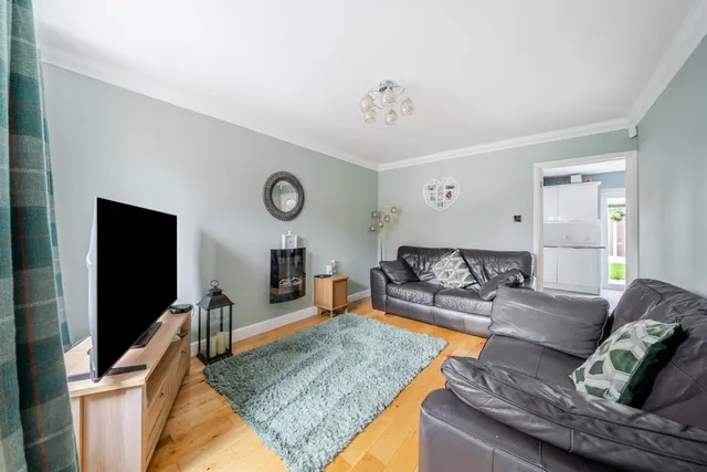 Newfield Close, Barnby Dun, DN3, photo 3