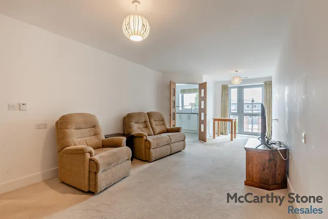 Fleet Road, Fleet, GU51, photo 2