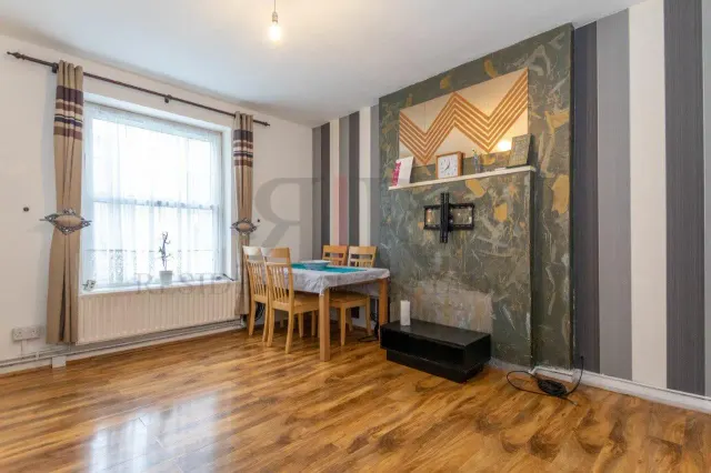 Bath Terrace, London, SE1, photo 3