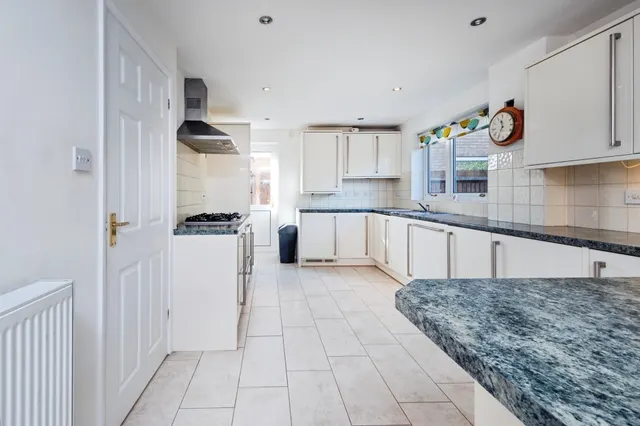 Cheyne Close, Buckingham, MK18, photo 2
