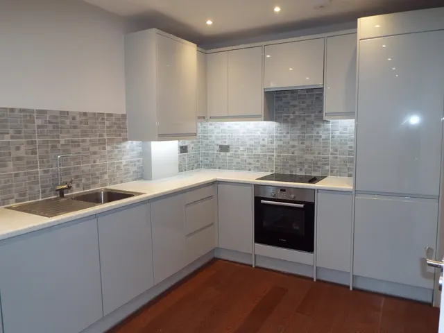 Stephenson House, Gravesend, DA12, photo 1