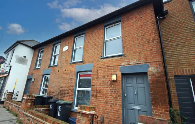 Church Hill, Loughton, IG10, photo 1
