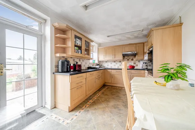 Photo 3 — Longbury Drive, BR5