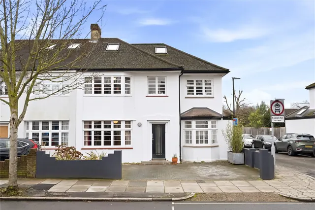 Craneford Way, Twickenham, TW2 7SB, photo 1