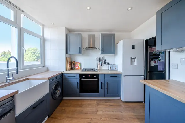 Photo 2 — Loughborough Estate, SW9