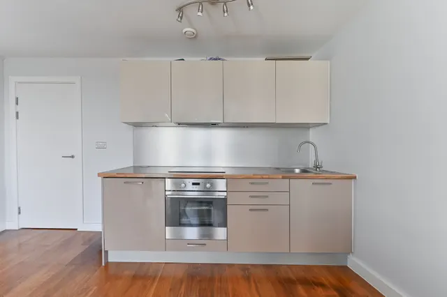 Photo 3 — Flat 147, Centrillion Point, 2 Masons Avenue, Croydon