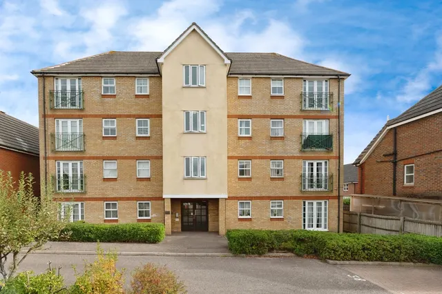 Rawlyn Close, Chafford Hundred, Grays, Essex, RM16, photo 1