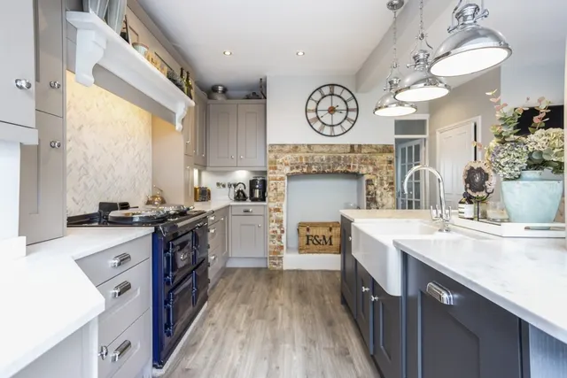 East Street, Alresford, SO24, photo 2