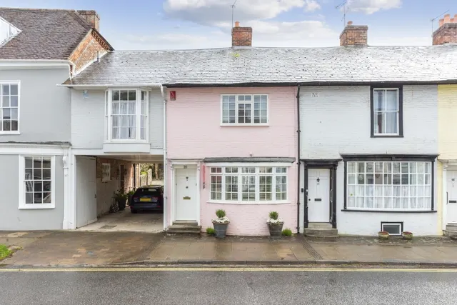 East Street, Alresford, SO24, photo 1