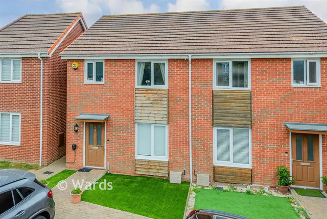 Fourier Grove, Dartford, DA1, photo 1