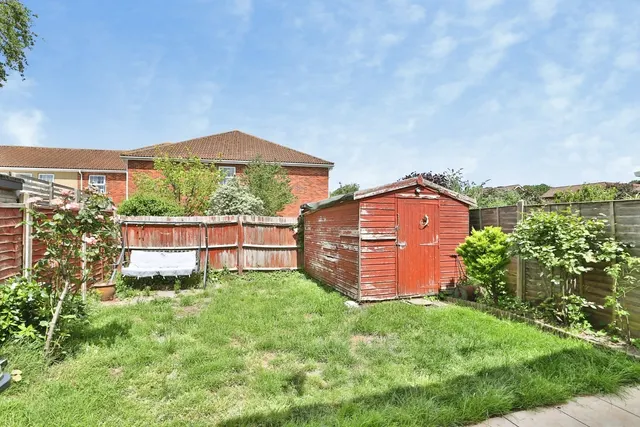 Thorncombe Close, Muscliff, BH9, photo 2