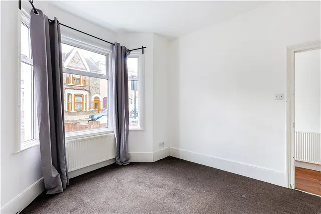 Louise Road, London, E15, photo 1