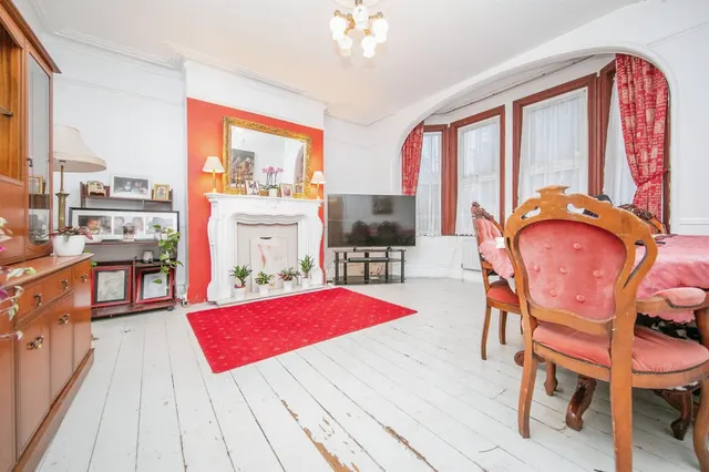 Photo 3 — Beatrice Road, CLACTON-ON-SEA