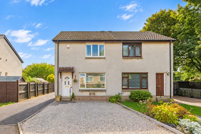 Morlich Grove, Dalgety Bay, KY11 9UX, photo 1