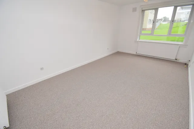 Photo 2 — 2 Bedroom Lower Flat To Let