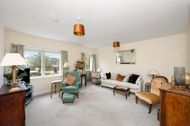 The Boulevard, Horsham, RH12, photo 3