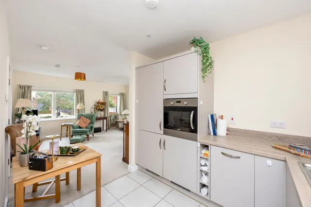The Boulevard, Horsham, RH12, photo 2