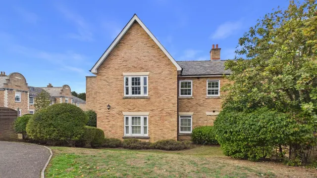 Cobb Close, Bury St Edmunds, IP32, photo 1