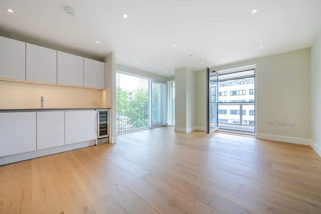 Photo 2 — Northway House, 4 Acton Walk, Whetstone, London, Greater London, N20 9BL