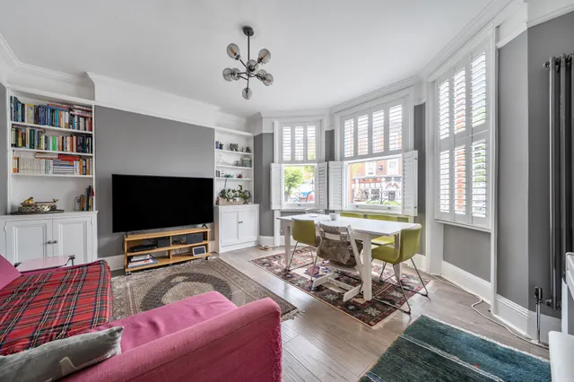 36 Drive Mansions, Fulham Road, London, photo 1