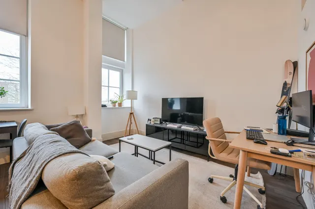 Apartment 204, Charles Hayward Building, 6 Goldsmiths Row, London, photo 1