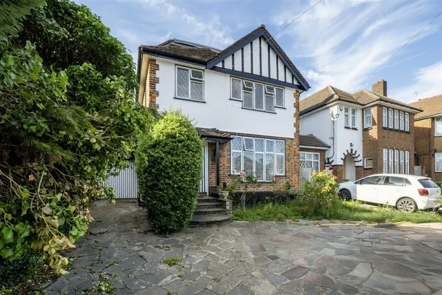5 bedroom house, Aston Avenue, Harrow, HA3