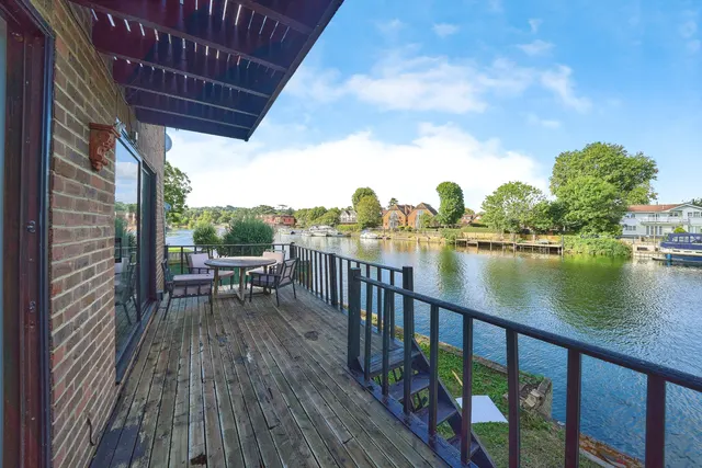 Friary Island, Wraysbury, TW19, photo 2