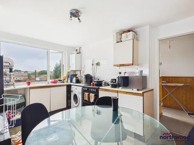 Barming Close, Eastbourne, BN23, photo 3