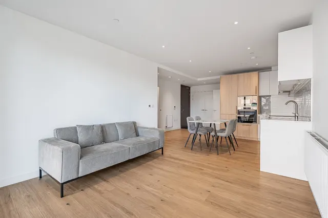 Mary Neuner Road, London, N8, photo 3