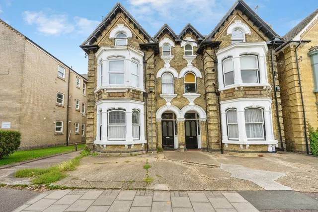 Chaucer Road, Bedford, MK40, photo 1