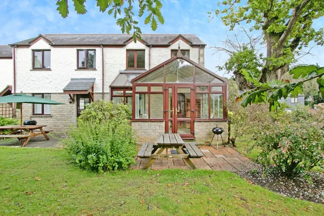 Pendra Loweth, Goldenbank, TR11, photo 1